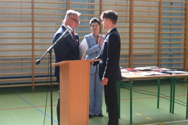 Zakończenie roku szkolnego maturzystów 4