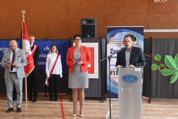 Zakończenie roku szkolnego maturzystów 9