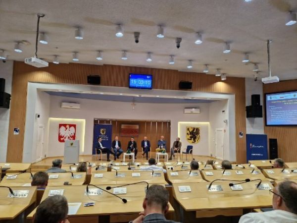 Wyspa eneretyczna 5