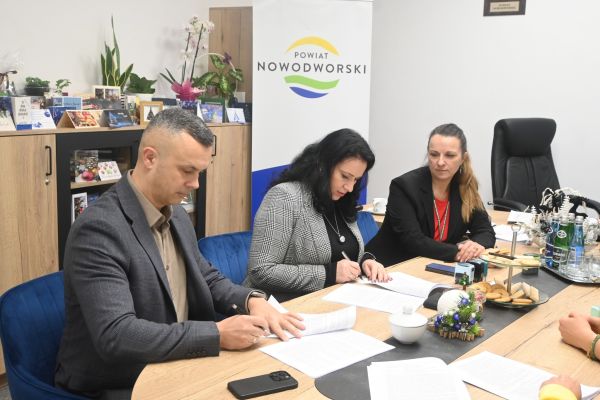 Przebudowa drogi powiatowej w zakresie budowy zatok postojowych na ul. Morskiej, Jantar 4