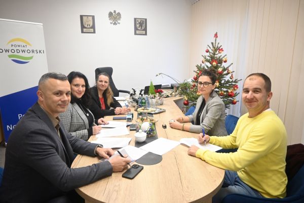 Przebudowa drogi powiatowej w zakresie budowy zatok postojowych na ul. Morskiej, Jantar 5
