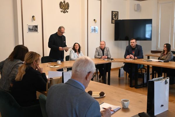 POSIEDZENIE POWIATOWEJ RADY RYNKU PRACY 4
