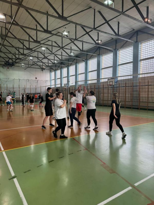 TURNIEJ PIŁKI SIATKOWEJ WOŚP 12