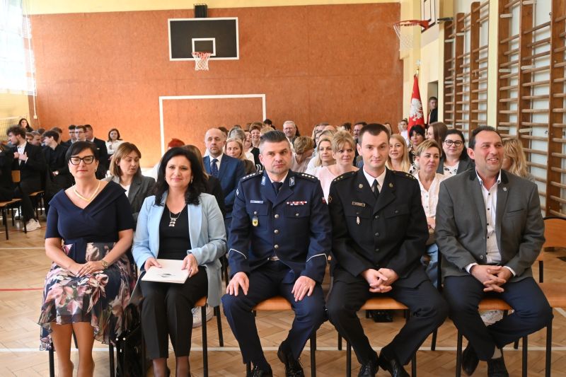 ZAKOŃCZENIE ROKU SZKOLNEGO KLAS MATURALNYCH 5