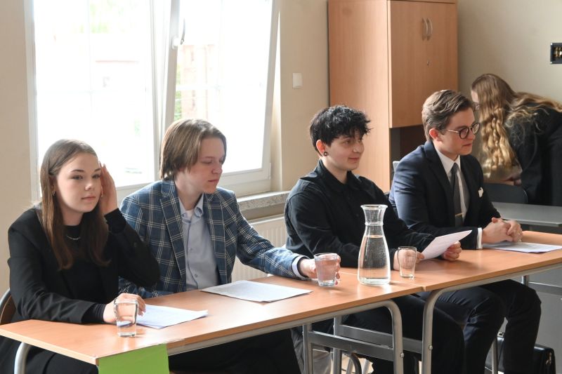 Debata 1