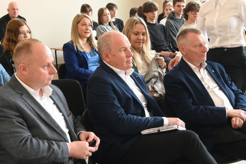 Debata 5