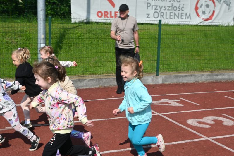 LEKKOATLETYCZNA SPARTAKIADA PRZEDSZKOLAKA 12