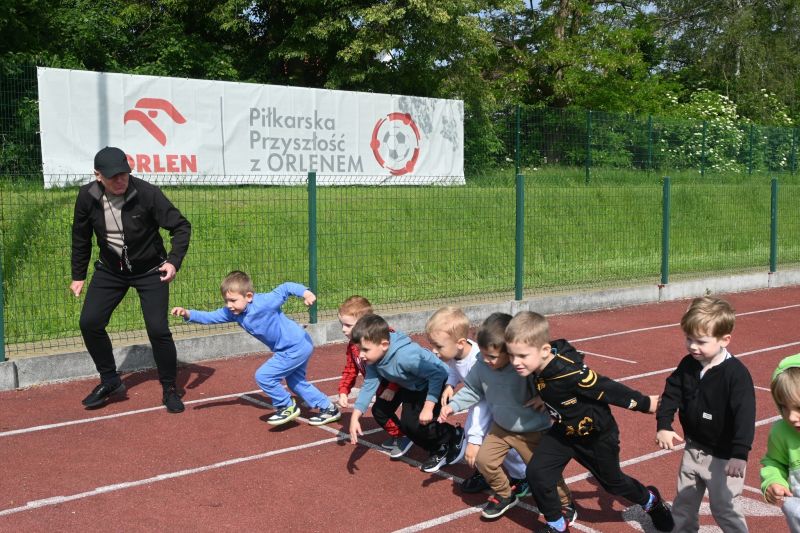 LEKKOATLETYCZNA SPARTAKIADA PRZEDSZKOLAKA 12