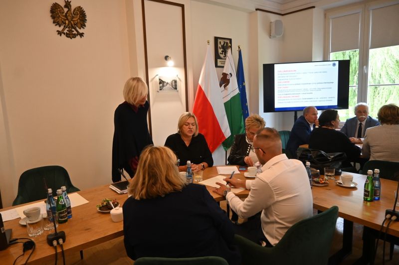 POSIEDZENIE 1