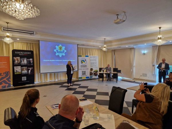 I Pomorskie Forum Oświaty Samorządowej w Chmielnie 1