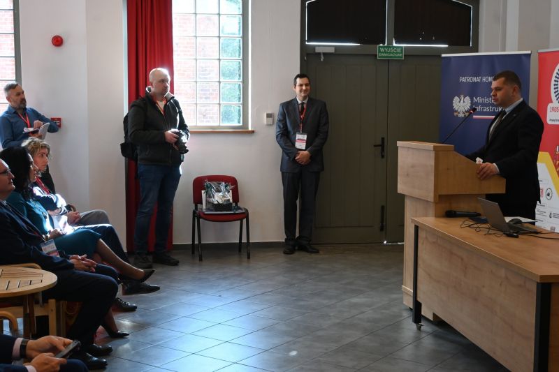 557062590_1265244938739401_6533220881489391194_n