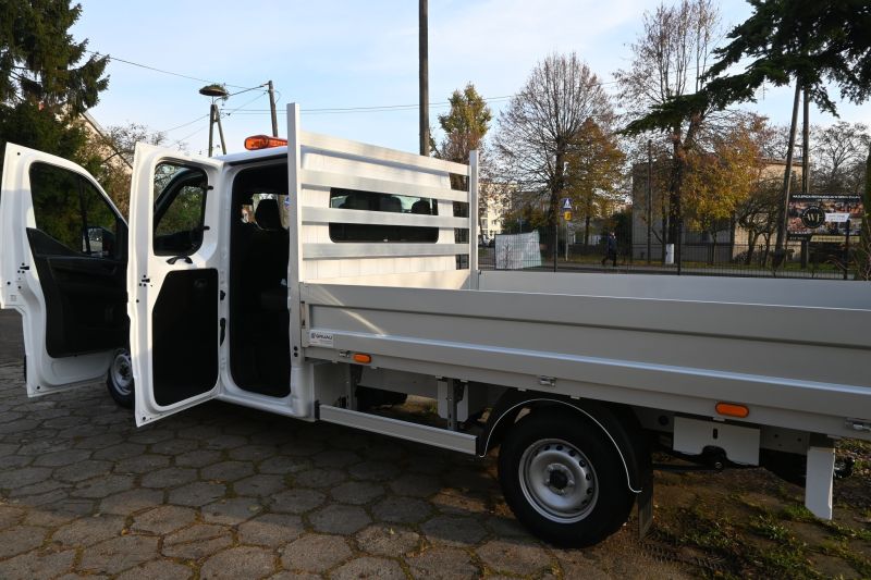 SAMOCHODY INFRASTRUKTURA 7