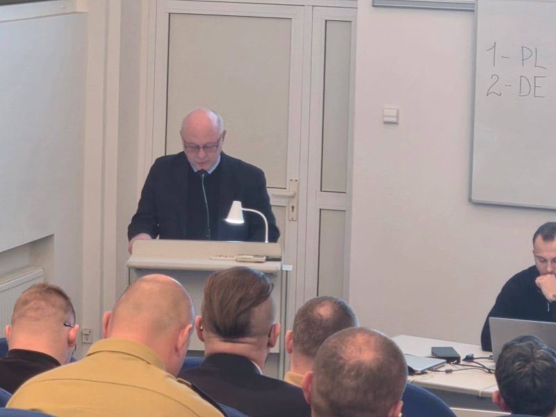 616255047_1344648847465676_8065405197784352078_n