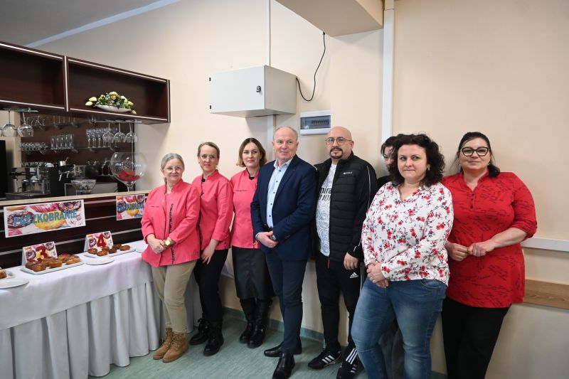 PĄCZKOBRANIE ZESPÓŁ SZKÓŁ 11