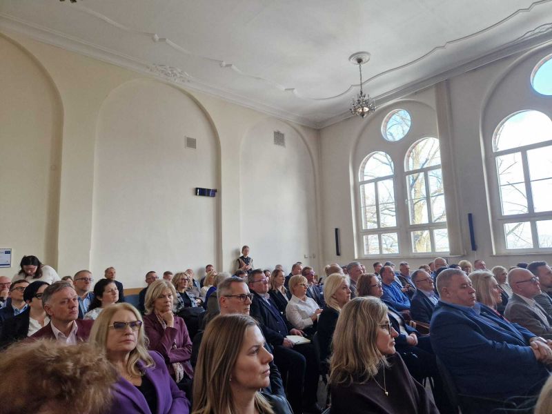 ENERGETYKA JĄDROWA W EDUKACJI 7