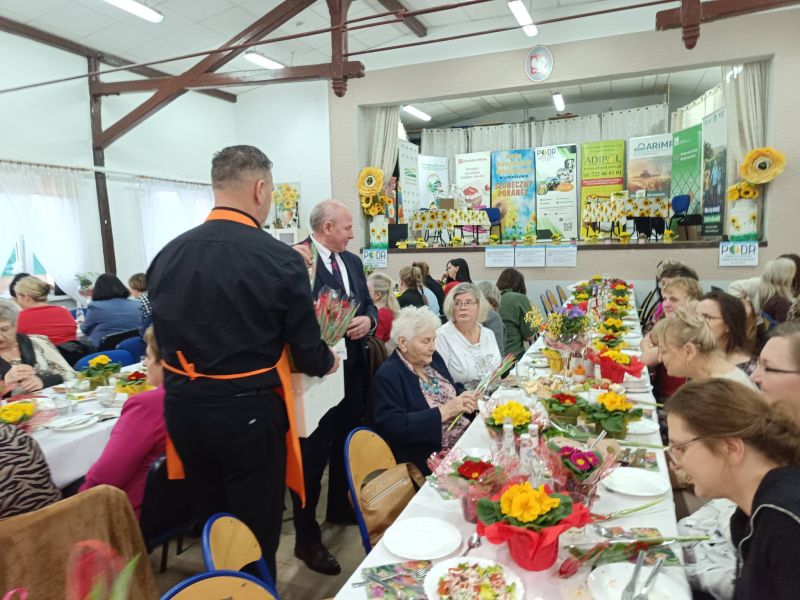 DZIEŃ KOBIET LUBIESZEWO 32