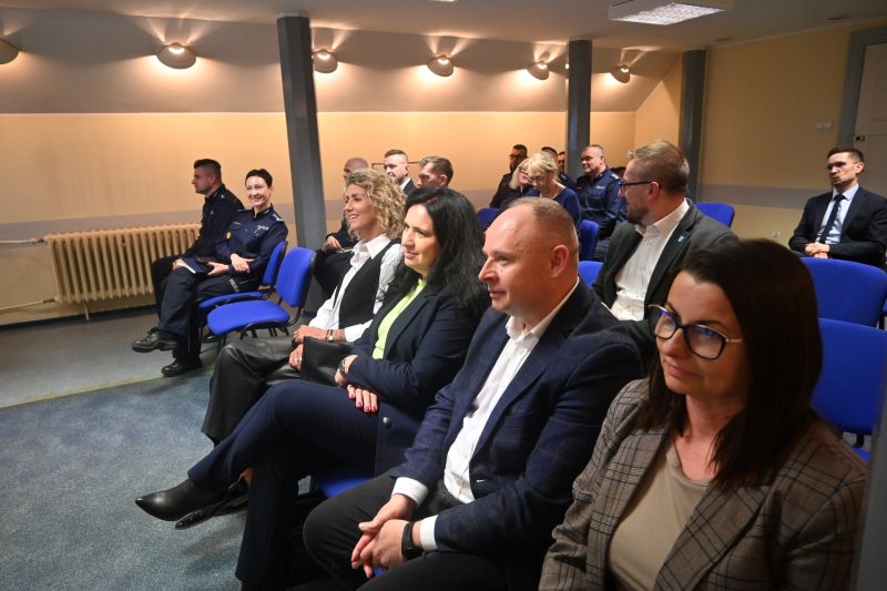 ROCZNA ODPRAWA SŁUŻBOWA 8