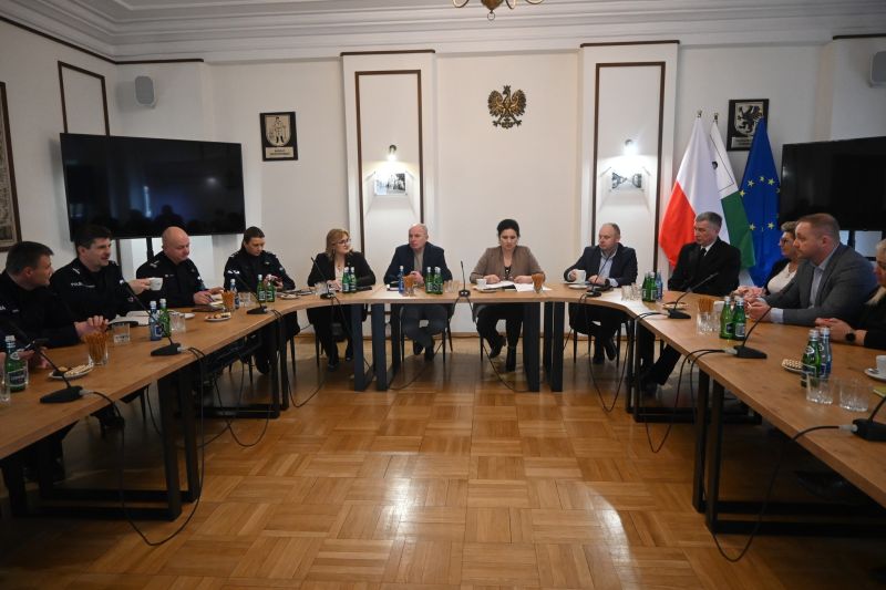 spotkanie dotzyczace bezpieczenstwa 1