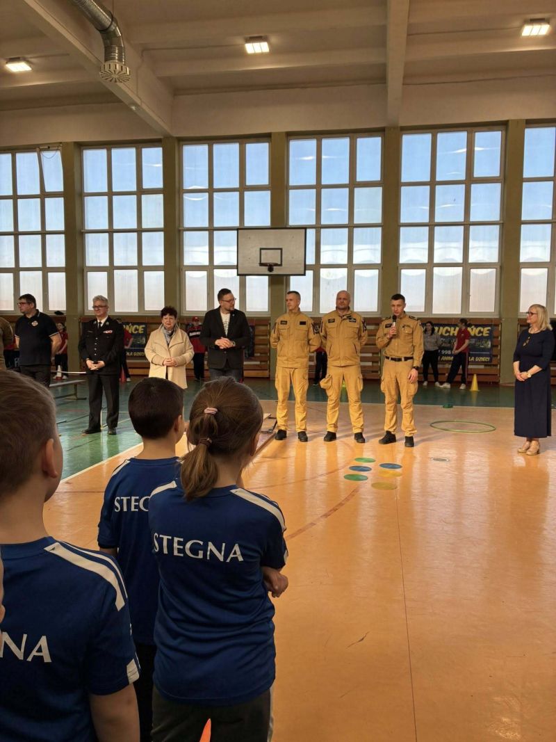 III Halowe Dziecięce Zawody Sportowo-Pożarnicze 2