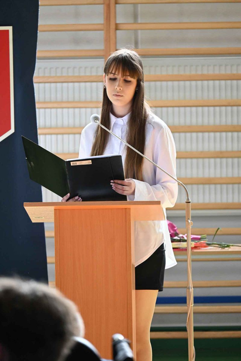 Pozegnanie klas maturalnych LO 25