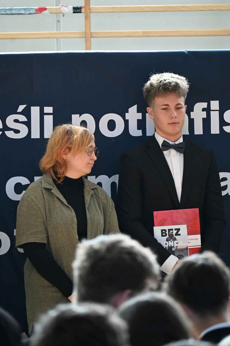 Pozegnanie klas maturalnych LO 28