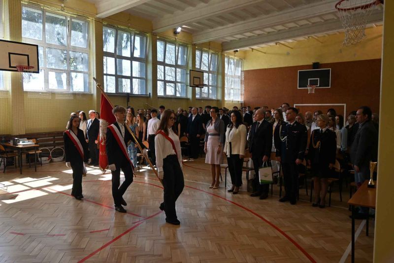 KONIEC ROKU KLAS MATURALNYCH ZS 19