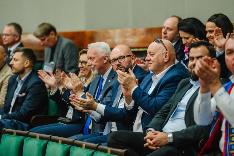 SEJM USTAWA METROPOLITALNA 10