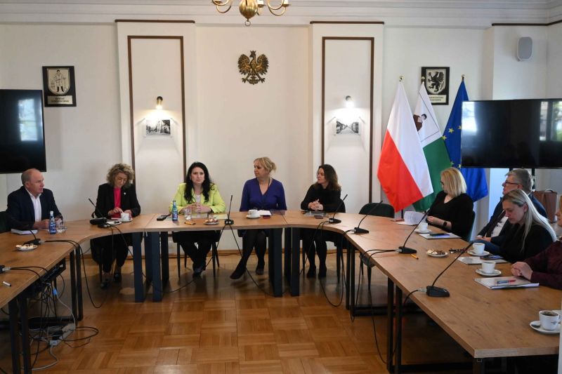 Powiatowa Rada Rynku Pracy 4