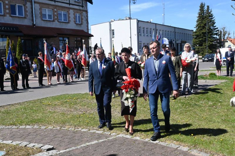 OBCHODY 3 MAJA 1