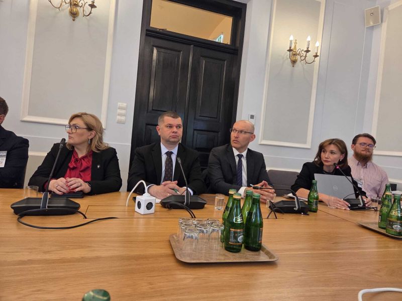 POSIEDZENIE ZUŁAWSKIEGO ZESPOŁU PARLAMENTARNEGO 7