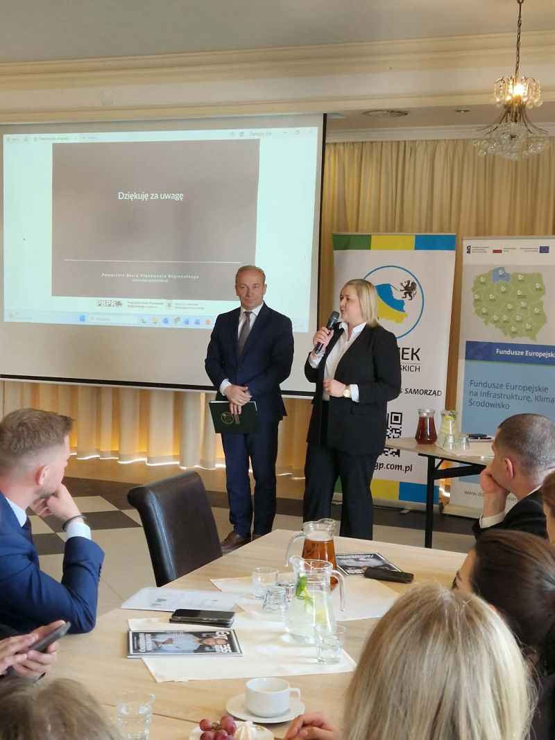 II POMORSKIE FORUM ENERGETYCZNE 3