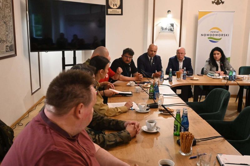 Posiedzenie Powiatowego Zespołu Zarządzania Kryzysowego 5