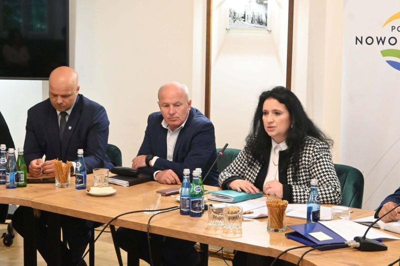 Posiedzenie Powiatowego Zespołu Zarządzania Kryzysowego 10
