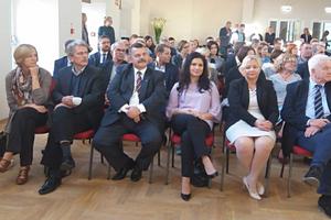 KSZTAŁTOWANIE SIECI SZKÓŁ ZAWODOWYCH W REGIONIE - KONFERENCJA