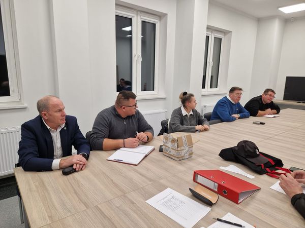 POSIEDZENIE ZARZĄDU POWIATOWEGO ZWIĄZKU OCHOTNICZYCH STRAŻY POŻARNYCH