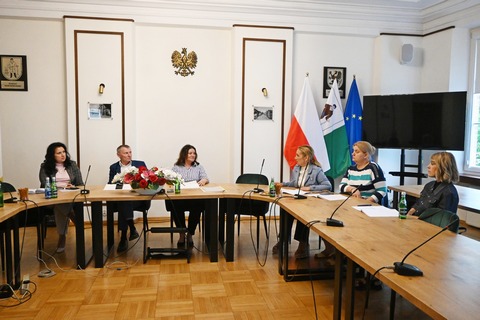 POSIEDZENIE POWIATOWEJ RADY RYNKU PRACY