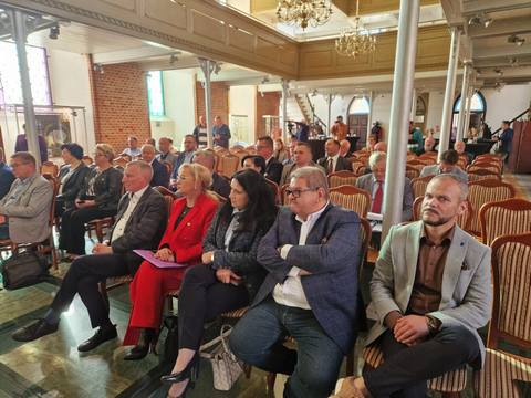 PROGRAM ROZWOJU ŻUŁAW PN. "ŻUŁAWIA"