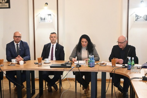 POSIEDZENIE KOMISJI BEZPIECZEŃSTWA I PORZĄDKU