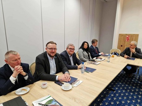 NADWIŚLAŃSKI KORYTARZ TRANSPORTOWY