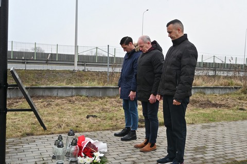 PAMIĘC O TRAGEDII NAD LINAWĄ