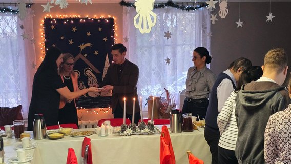 SPOTKANIE OPŁATKOWE W WTZ MARZĘCINO