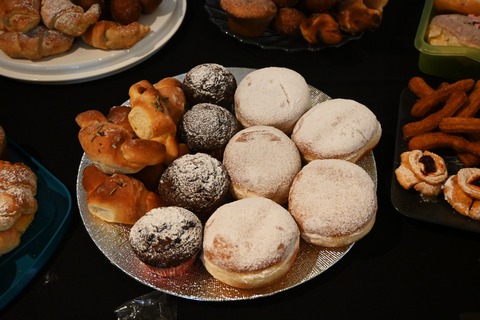 SŁODKA CHWILA PRZYJEMNOŚCI