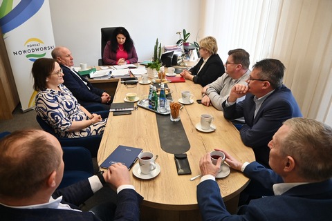 KONWENT SAMORZĄDÓW Z POWIATU NOWODWORSKIEGO