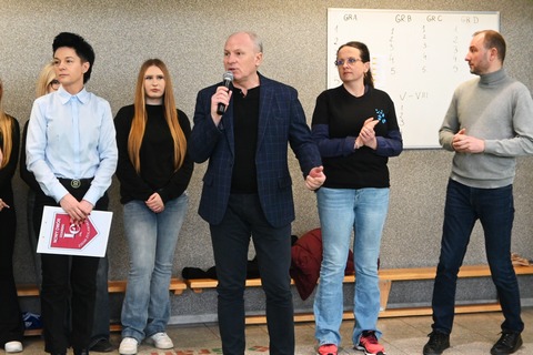 CHARYTATYWNY TURNIEJ PIŁKI SIATKOWEJ