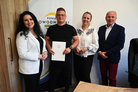 REMONTY CHODNIKÓW PRZY DROGACH POWIATOWYCH